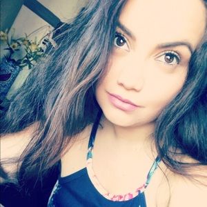 Meet your Posher, Rose